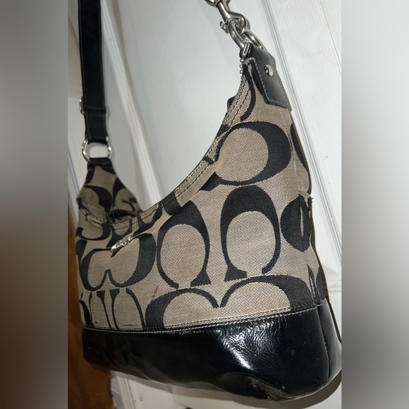 Coach Signature Vintage Black and Tan Leather Trim Crossbody Bag! #M1271-F17491. - Picture 6 of 16